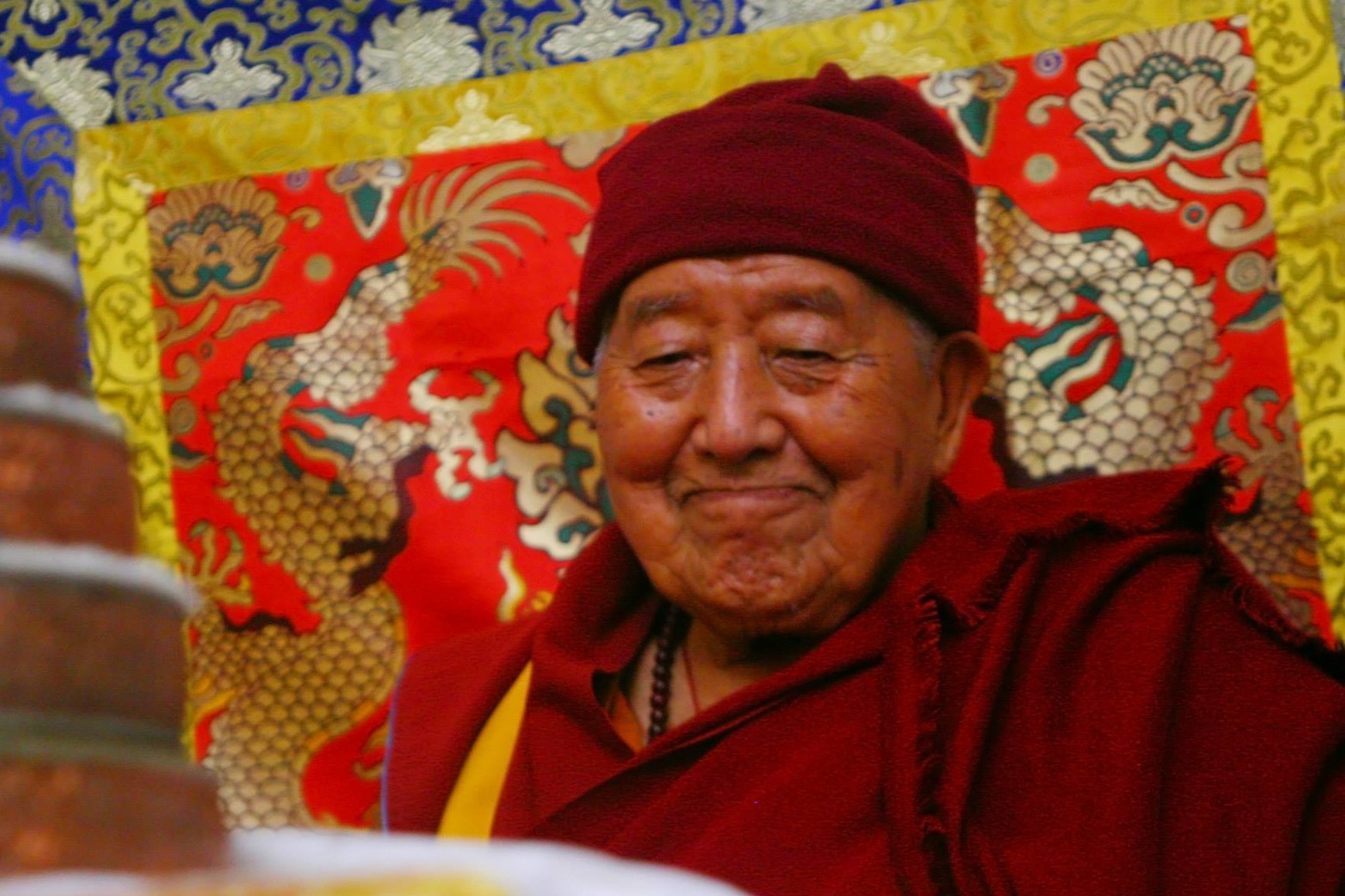 Yongdzin Tenzin Namdak Rinpocze